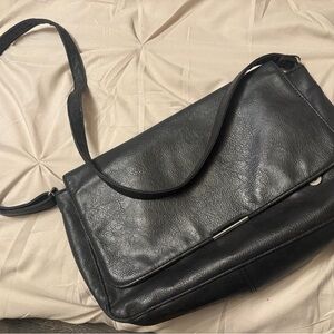 Thirty-One Black Crossbody Bag